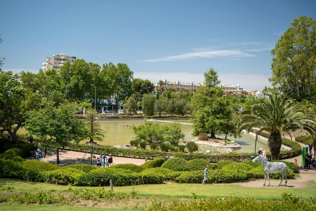 Benal Beach Superb Beach Front 1 Bedroom Apartment, Sleeps 5 Benalmadena 0*,  Spain