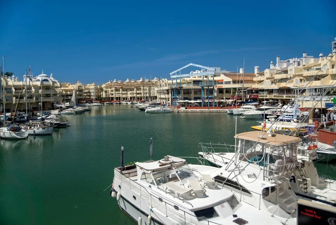 Benal Beach Superb Beach Front 1 Bedroom Apartment, Sleeps 5 Benalmadena 0*,
