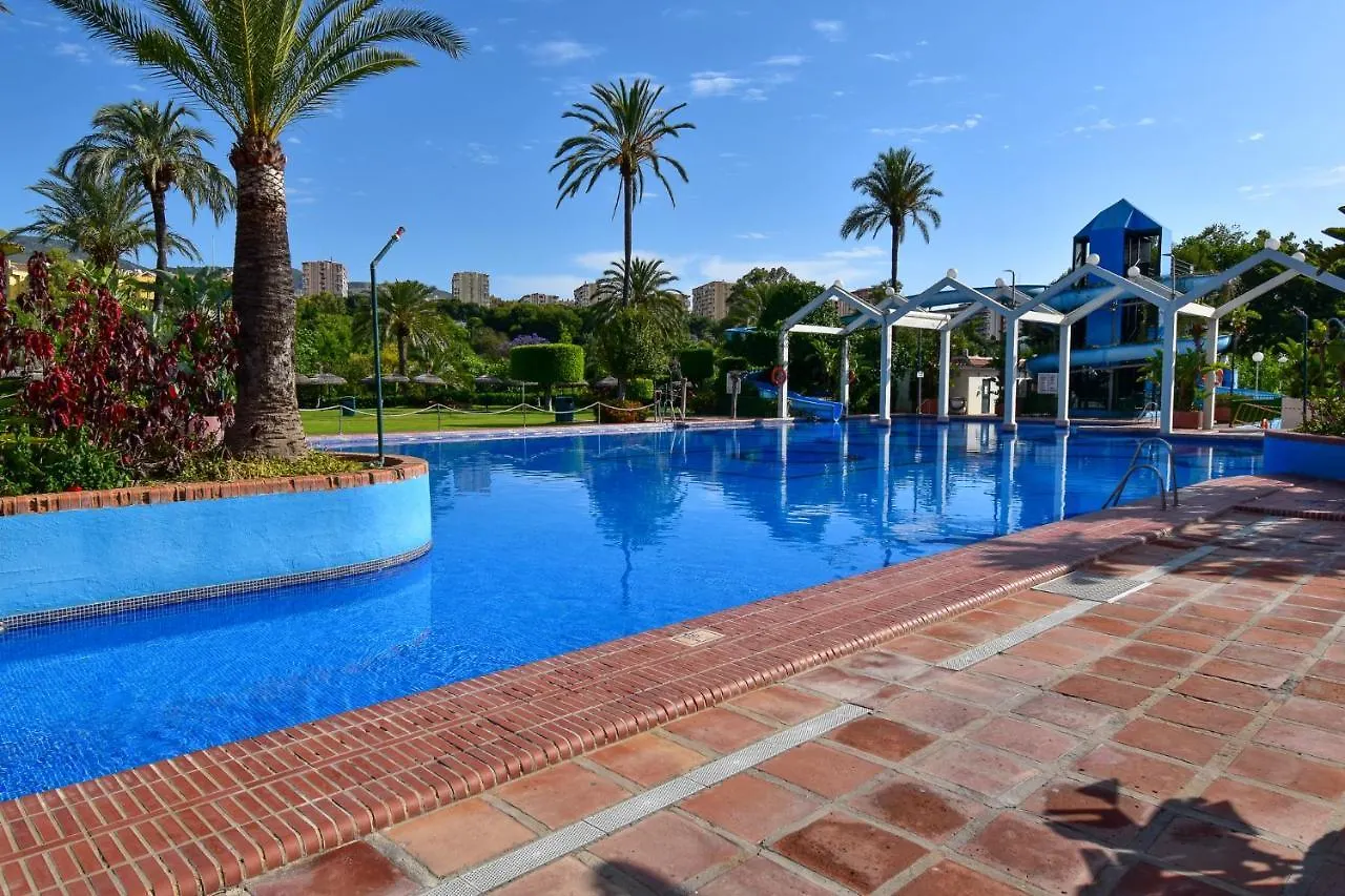 Apartment Benal Beach Superb Beach Front 1 Bedroom Apartment, Sleeps 5 Benalmadena Spain