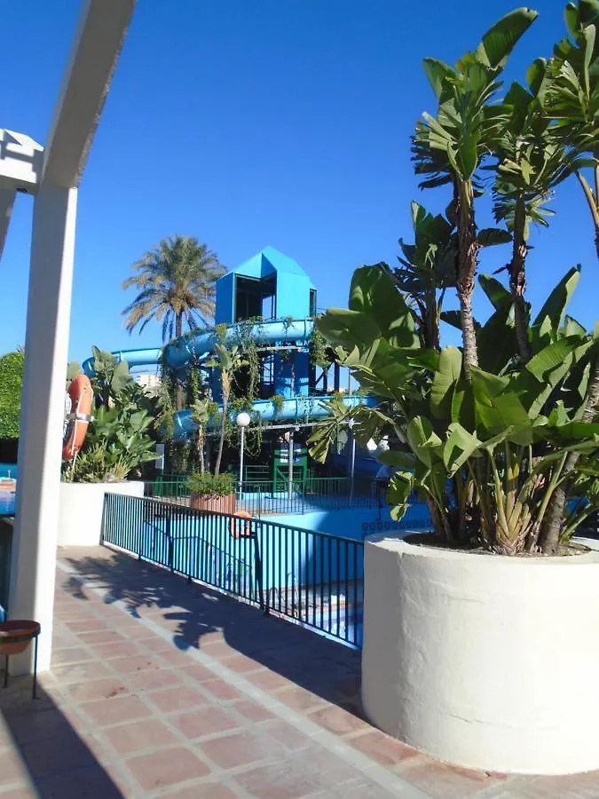 Benal Beach Superb Beach Front 1 Bedroom Apartment, Sleeps 5 Benalmadena Spain